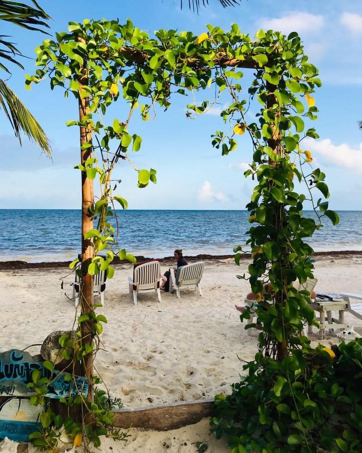 Lunazul Eco-Cabana Frente Al Mar Mahahual Buitenkant foto