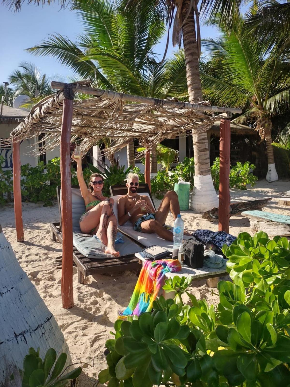 Lunazul Eco-Cabana Frente Al Mar Mahahual Buitenkant foto