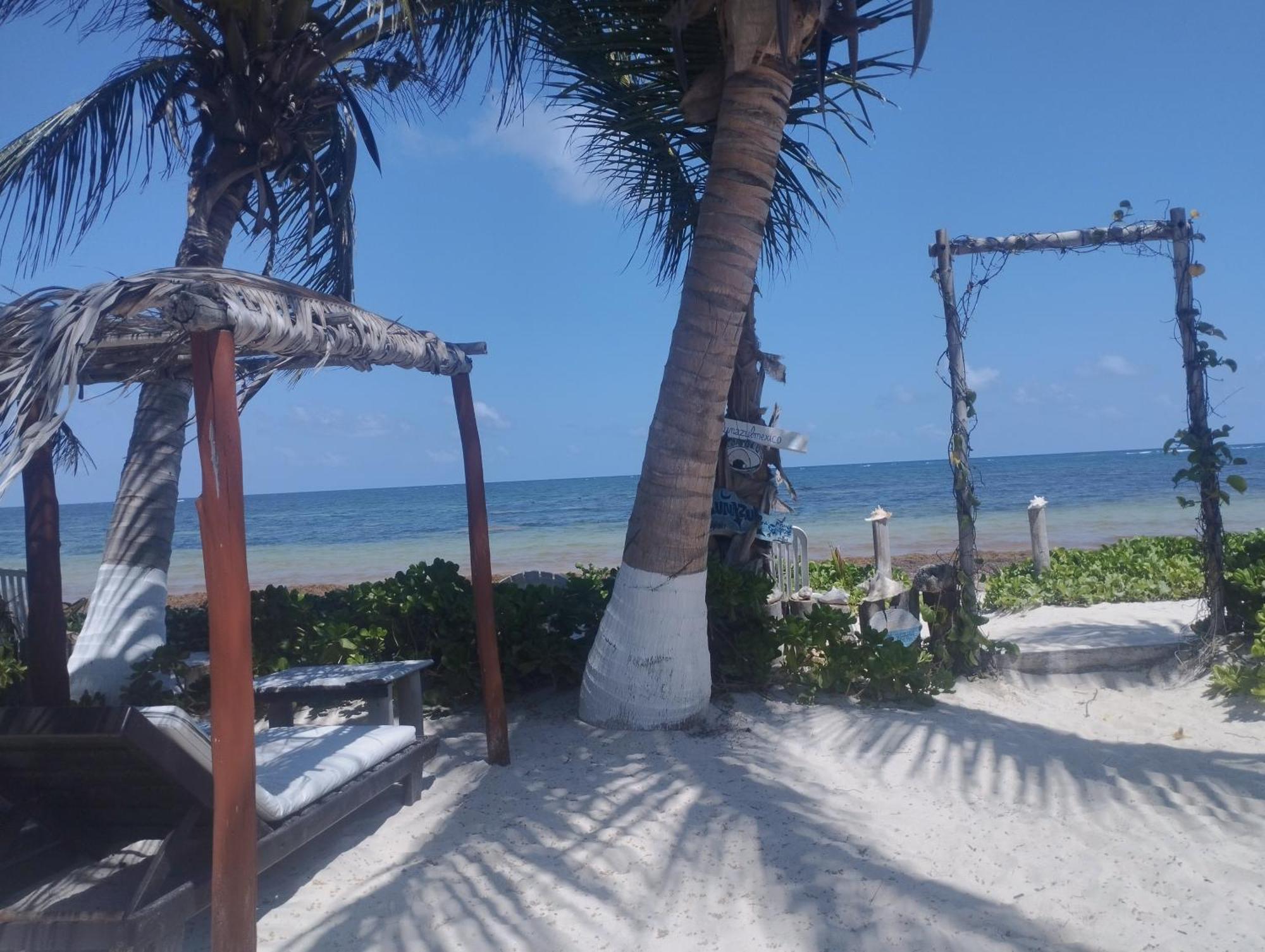 Lunazul Eco-Cabana Frente Al Mar Mahahual Buitenkant foto